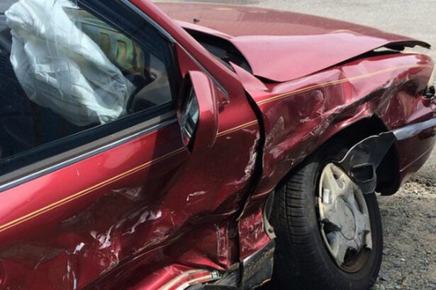 Ciri-ciri Mobil Bekas Tabrakan