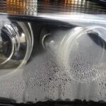 Mengatasi Headlamp Mobil Berembun Saat Musim Hujan