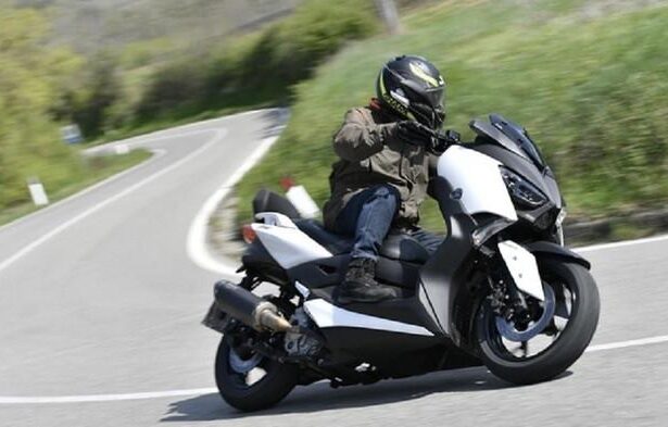 Tips Cara Ngerem Motor Matic