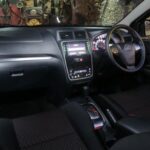 Tips Merawat Warna Hitam pada Dashboard Mobil
