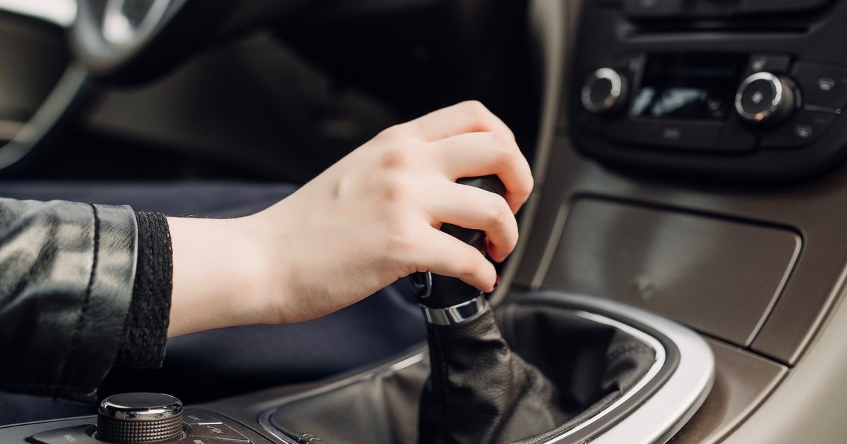 Kopling Mobil Terasa Berat