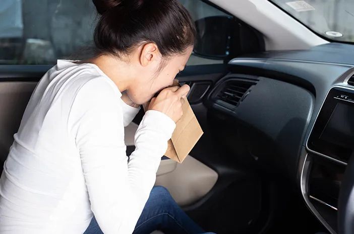 Penyebab Sering Pusing Saat Terpapar AC Mobil