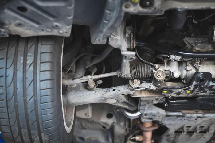 Proses Service Kaki-kaki Mobil
