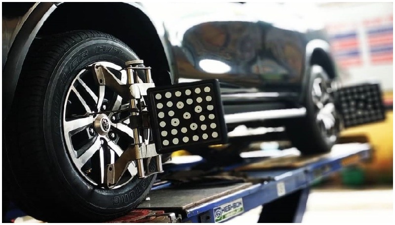 Biaya Spooring dan Balancing Pada Ban Mobil
