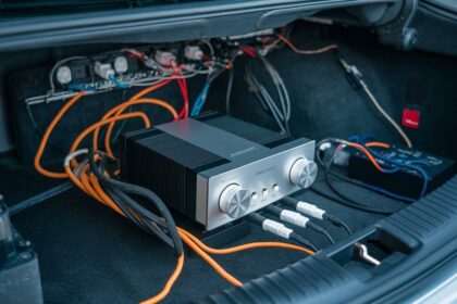 Cara Atasi Suara Amplifier Mobil Pecah