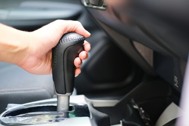 Cara Melakukan Pengereman Darurat pada Mobil