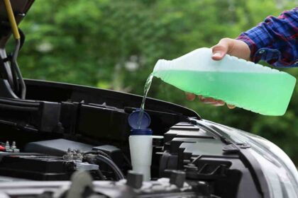 Cara Mengisi Air Radiator Mobil yang Benar