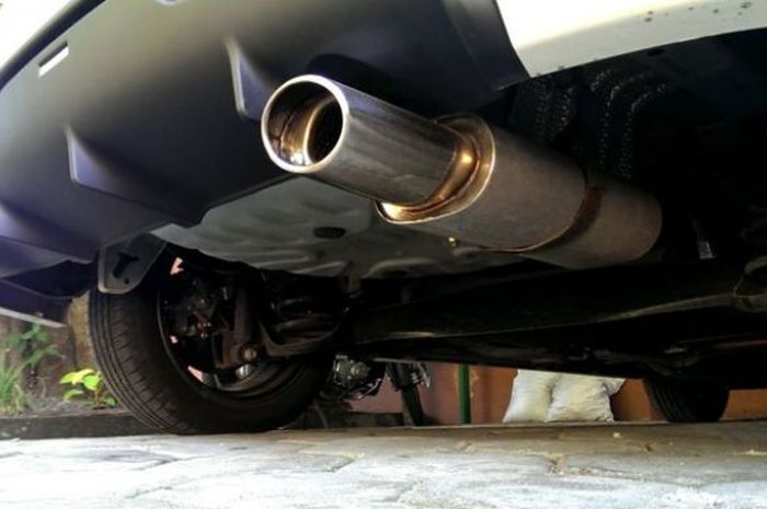 Cara Modifikasi Knalpot Mobil agar Suara Ngebass