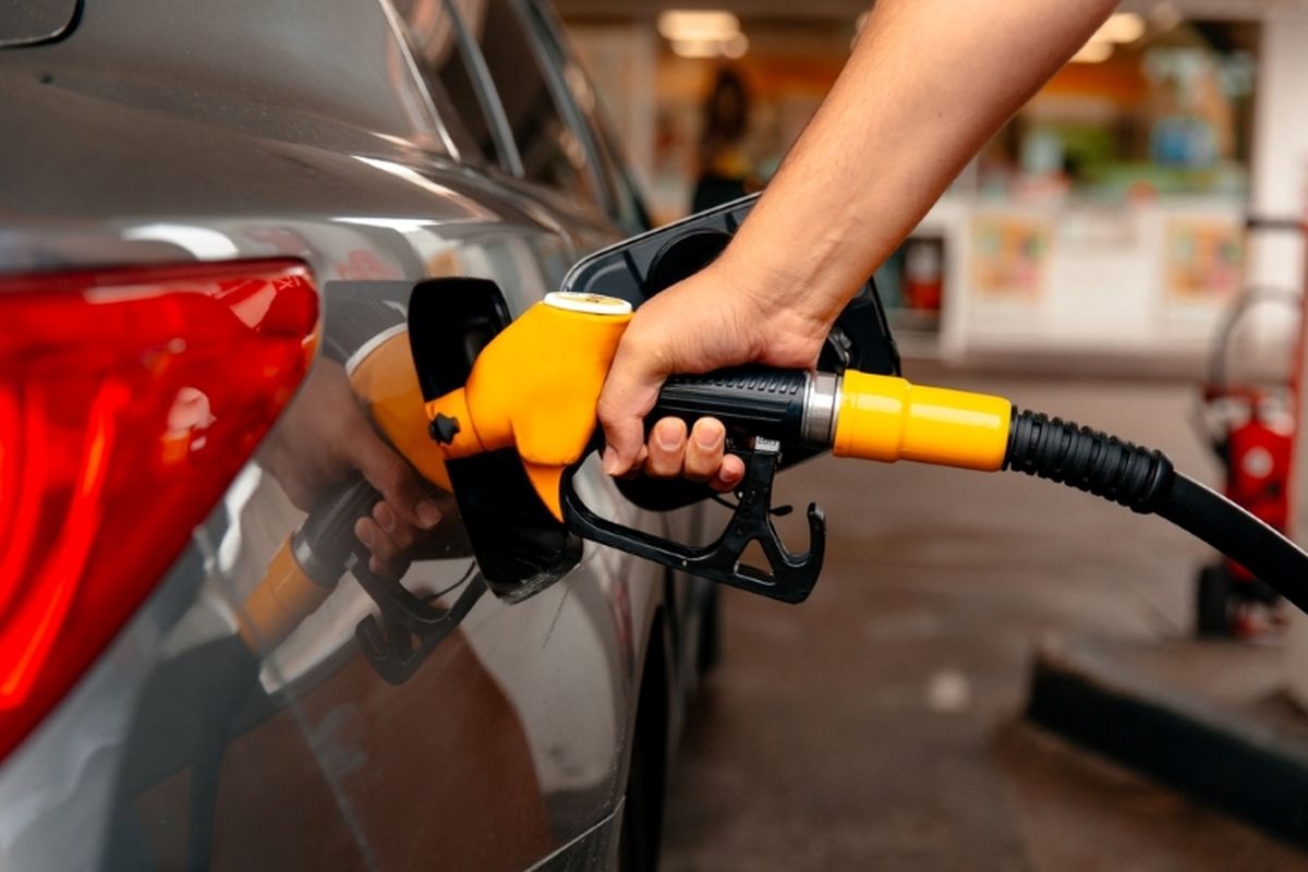 Karat pada Tangki Bensin Mobil