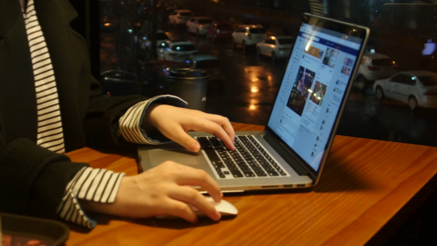 Membuat Copywriting yang Menarik untuk Iklan Usaha di Facebook