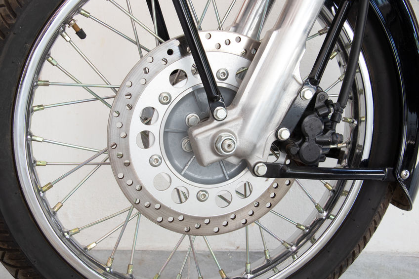 Penyebab Segitiga Motor Bengkok