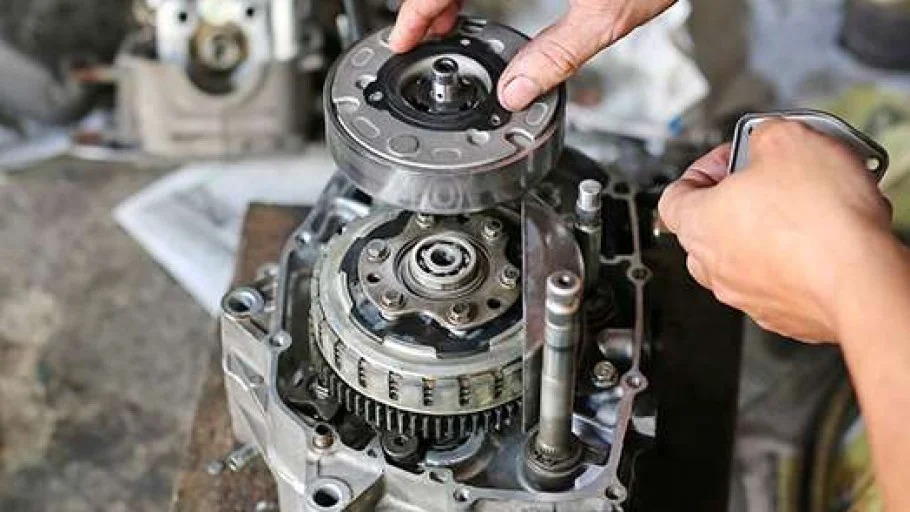 Perkiraan Biaya Turun Mesin Motor