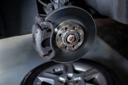 Teknik Rem Mobil ABS dan Non-ABS