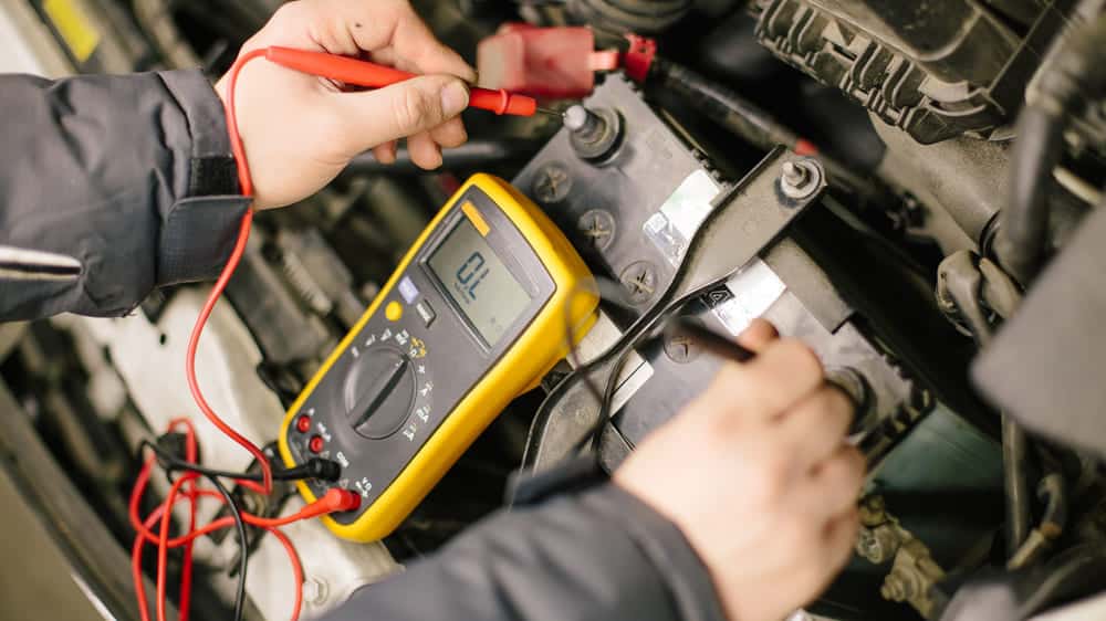 Cara Cek Kondisi Aki Mobil Masih Bagus