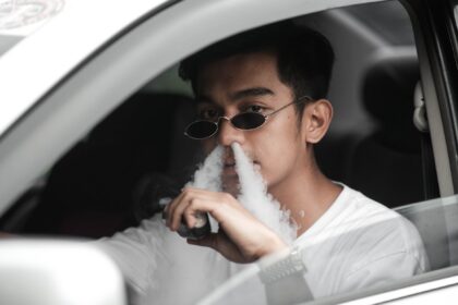 Bahaya Vape di Dalam Mobil