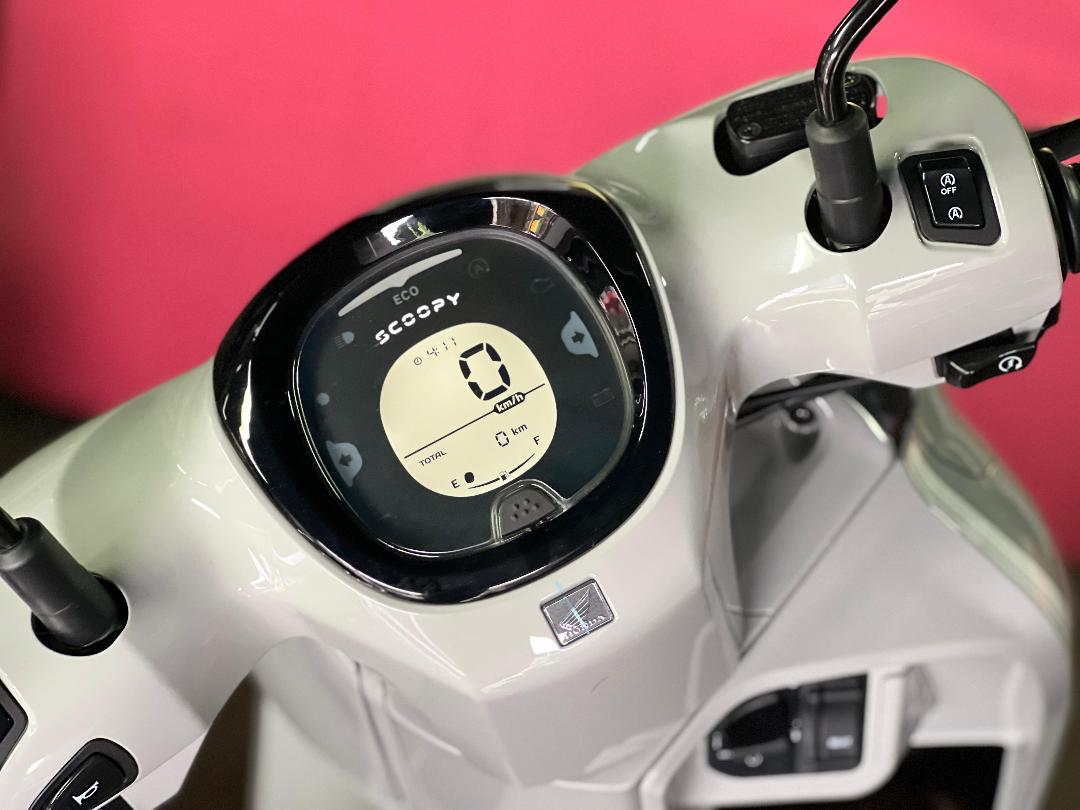 Cara Atur Jam Digital di Speedometer Honda Scoopy