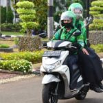 Cara Atur Posisi Duduk saat Naik Motor