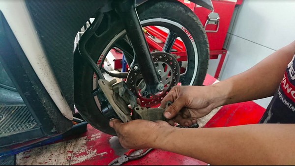 Cara Merawat Kampas Rem Motor agar Awet