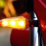 Jarak Aman Menyalakan Lampu Sein