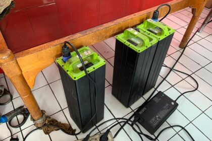 Baterai Motor Listrik