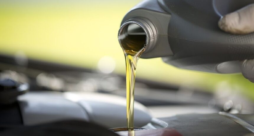 Cara Kerja Minyak Pelumas Mesin Mobil