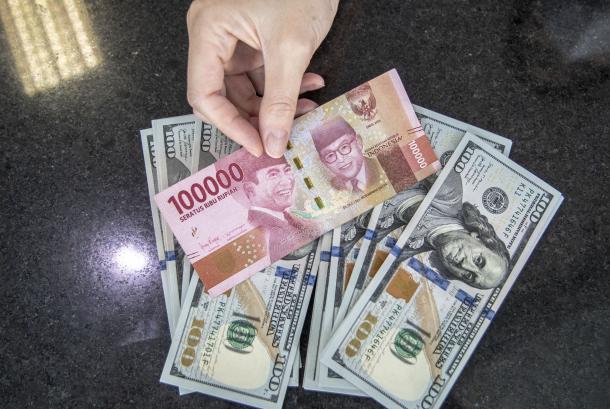 Cara Menukar Uang di Money Changer