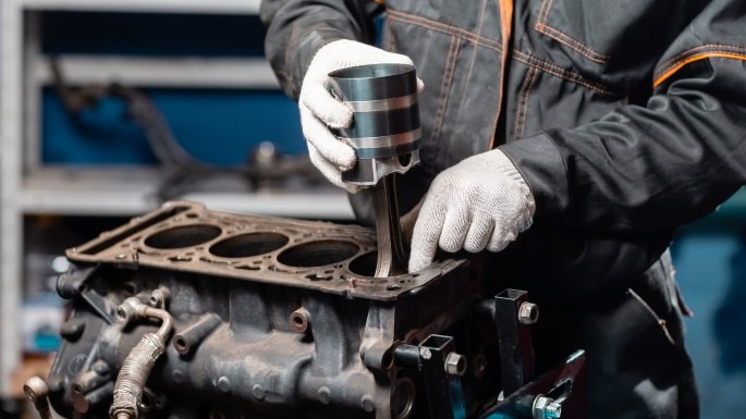 Penyebab Mobil Turun Mesin