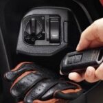 Perbedaan Keyless dan Smart Key pada Motor