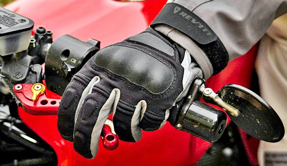 Tips Memilih Sarung Tangan Motor