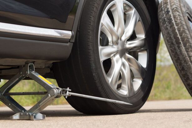 Tips Mendongkrak Mobil dengan Aman