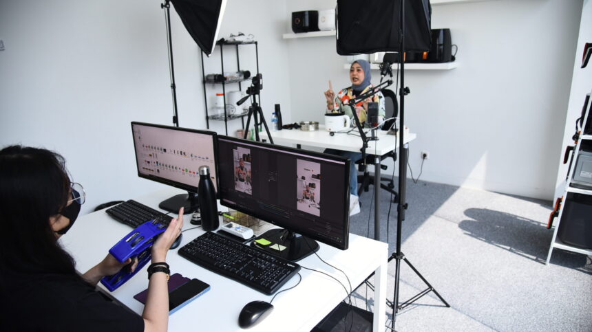 Tips Meningkatkan Penjualan E-commerce dengan Studio Livestreaming